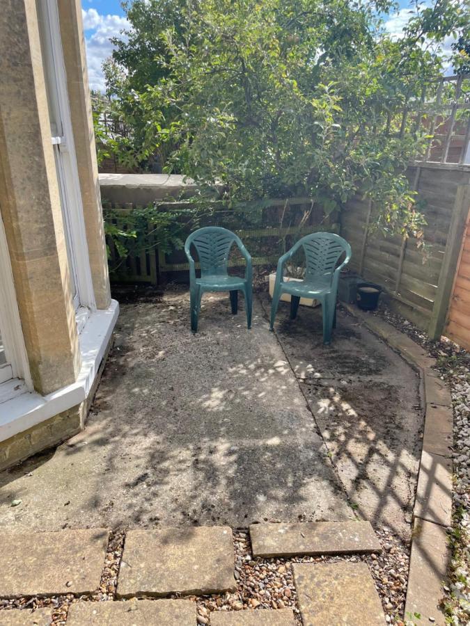 Spacious 2 Bedroom Apartment With Garden Cambridge  Buitenkant foto